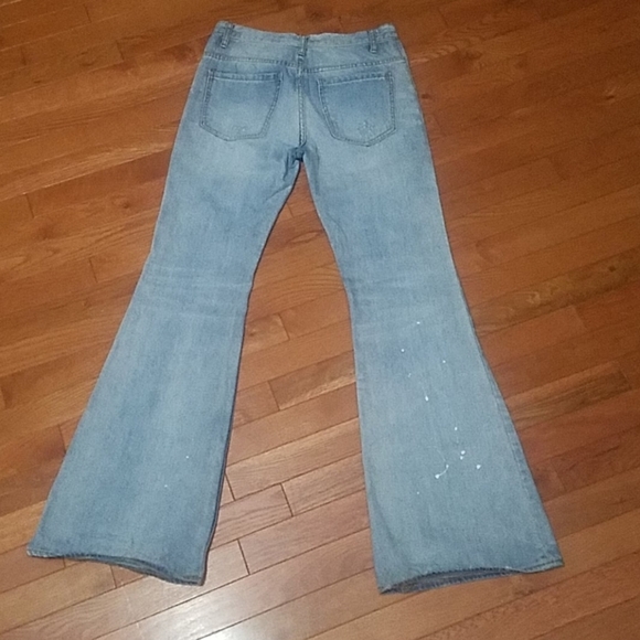 NASTY GAL WIDE LEG RETRO VIBE FLARED DISTRESSED HI-RISE LIGHT WASH JEAN - Picture 5 of 12